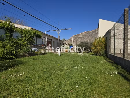 maison 3 pièces - 92 m²