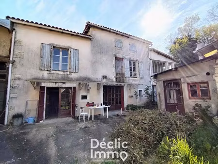 vente maison 4 pièces 171 m² à verteuil-sur-charente (16510)  82 000 €