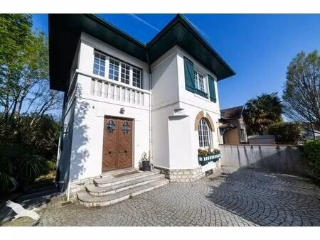 vente maison 4 pièces 137 m² bayonne (64100)