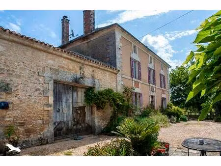 vente maison 9 pièces 331 m² la chapelle-faucher (24530)