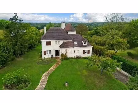 vente propriété 9 pièces 210 m2 à carnetin