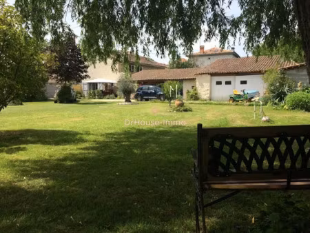 vente maison 5 pièces 175 m² à saint-amant-de-boixe (16330)  250 000 €