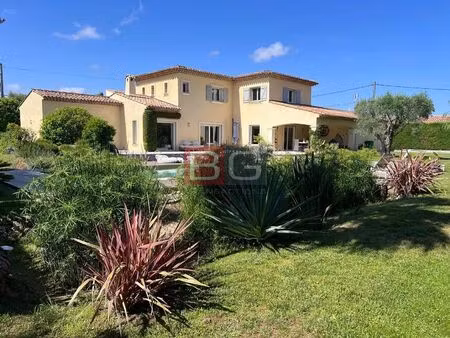 vente maison 5 pièces 190 m² antibes (06600)