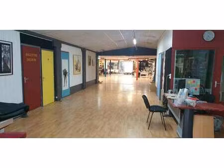 vente bureaux et commerces à loudéac (22600) : à vendre / 300m² loudéac