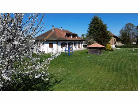 maison saint simeon de bressieux 5 chambres  184.11 m2