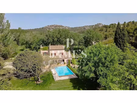 vente maison 8 pièces 210 m² à paradou (13520)  2 590 000 €