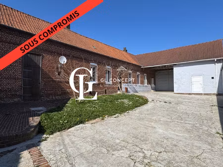 ferme de plain-pied avec cour carrée à amettes