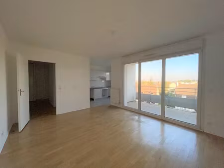 franconville - 3p de 59 46 m² avec balcon