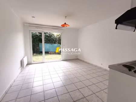 location appartement 1 pièce 23.28 m² à onet-le-château (12000)  318 €