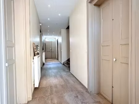 location locaux professionnels 1 pièce 16 m² à beauvoisin (30640)  340 €