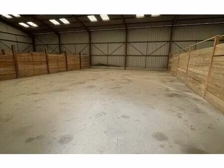 location stationnement  216 m² t- à bouleurs  1 000 €