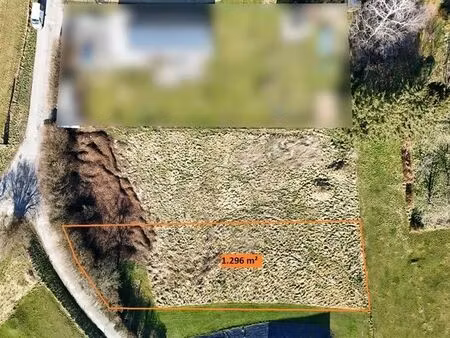 superbe terrain à bâtir sur la commune d’anthisnes