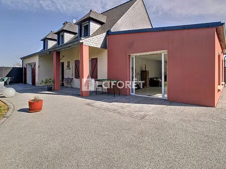 maison reminiac 4 chambres extension sous-sol hangar jardin 4600m²