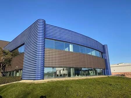 location bureau cenon 158 m²