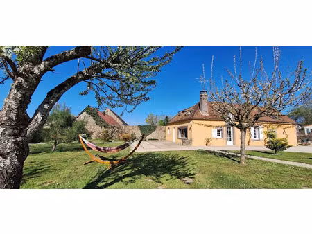 vente maison 6 pièces 151 m² à cerisiers (89320)  199 000 €