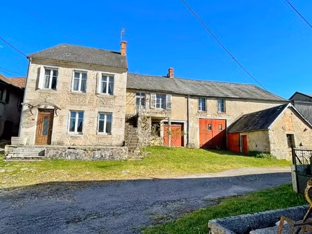 exclusivité/bourgogne  morvan des lacs  st brisson  ensemble immobilier