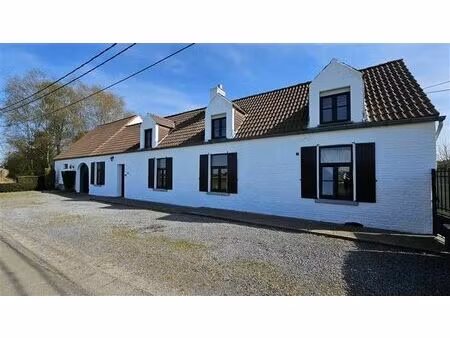 sous option - plus de visite - superbe corps de ferme idéale