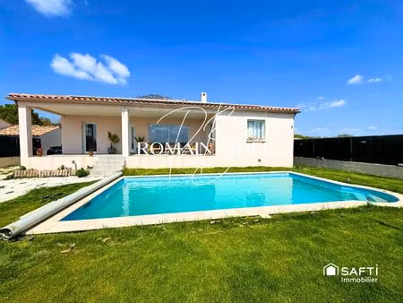 maison 5 pièces de 142m2 sur 600m2 de terrain avec piscine