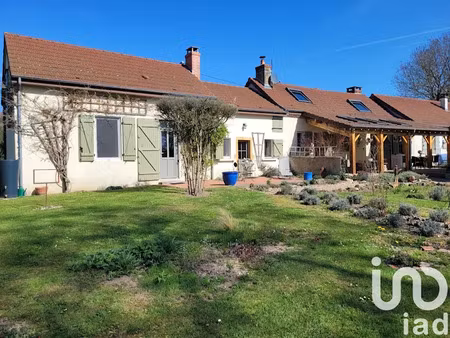 vente maison 6 pièces 159 m² à issy-l'evêque (71760)  269 000 €