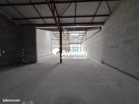 local commercial 290 m² arbent