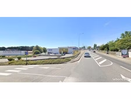 local commercial 87 m²