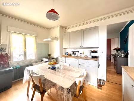 immeuble 550 m² revin