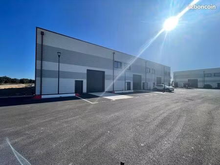 local industriel 260 m²