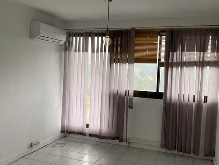 vente local professionnel