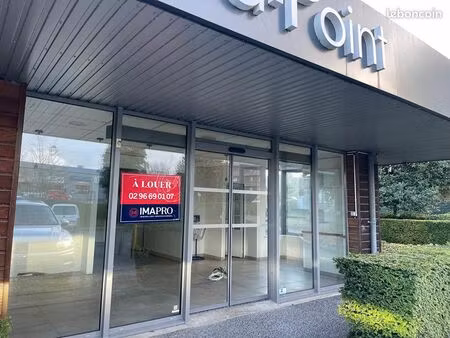 local 50 m² langueux