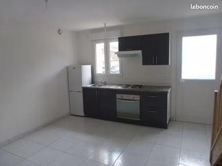 appartements de 2 pièces type t2 - 35m2 - 1 place de parking