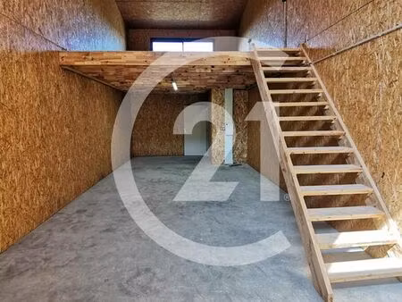 entrepôt 75 m² montmeyran