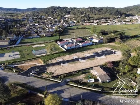 terrain 450 m² connaux