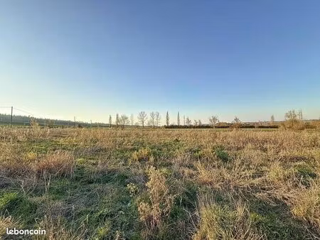 terrain 1 427 m² tarabel