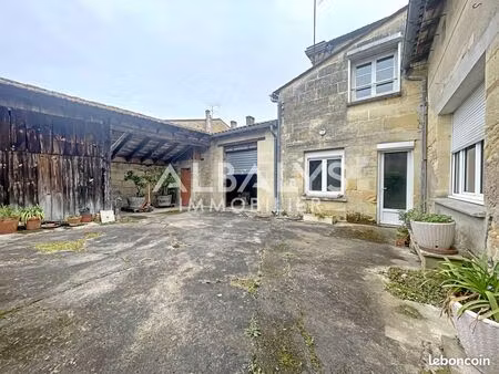 immeuble 480 m² arveyres