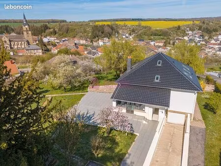 maison 8 pièces 216 m²