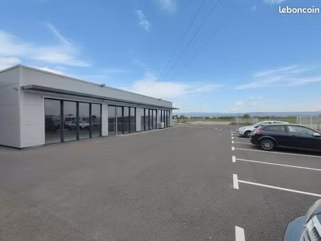 local commercial 135 m²
