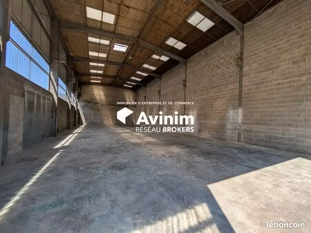 local 351 m² vizille