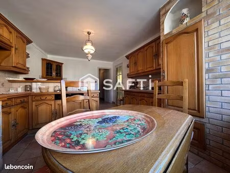 maison 6 pièces 177 m²