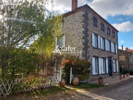 maison avec terrain 285 m² saint-beauzire