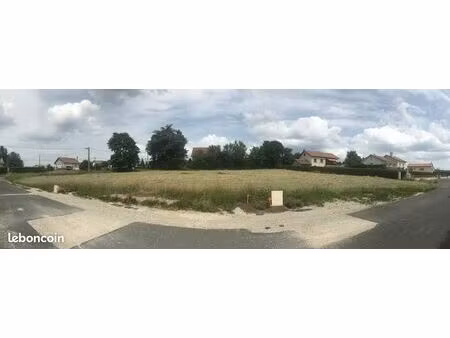 terrain 704 m² montfaucon-en-velay