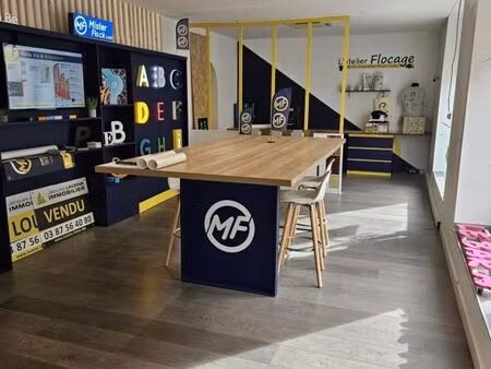 local commercial 75 m²