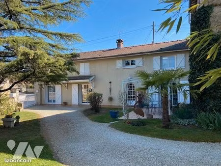 maison 6 pièces 177 m²