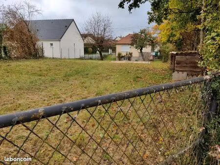 terrain constructible 495m2 varennes-vauzelles