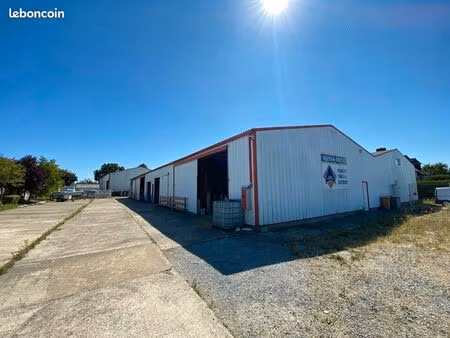 local d'activité 1 500 m²