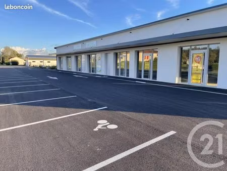 local commercial 50 m²