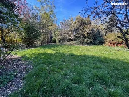 terrain 823 m² willems