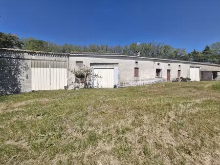 maison ancienne de 150 m² à soumensac