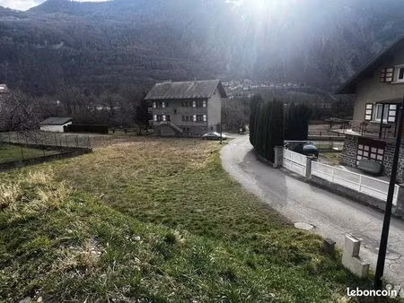 terrain 1232 m² st julien mont denis