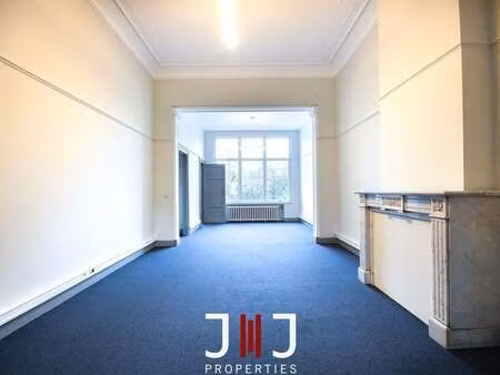 bien professionnel à louer à woluwe-saint-pierre € 1.000 (l6e4r) - j&j properties | zimmo