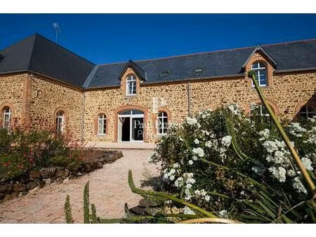 demeure de prestige entre vitre et laval 20 pièce(s)